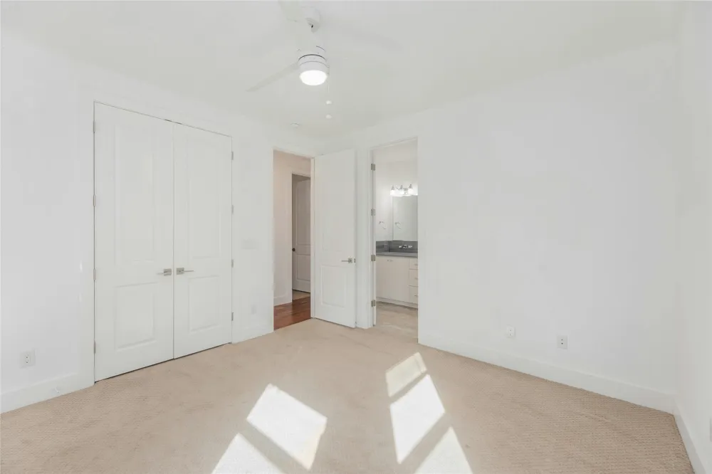 1114 Walton Lane #B Austin, TX 78721