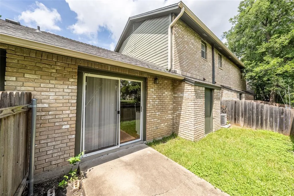 1015 E Yager Lane #84 Austin, TX 78753