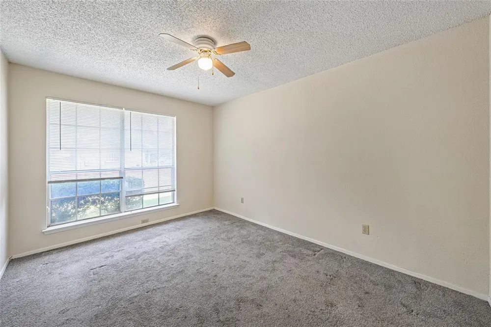 1015 E Yager Lane #84 Austin, TX 78753