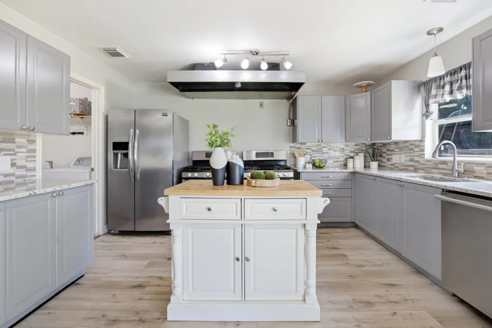 1620 Hawk Drive Cedar Park, TX 78613
