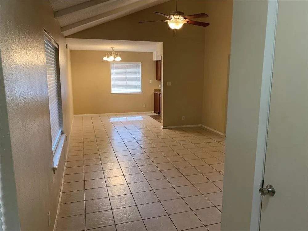 7208 Creekside Drive #A Austin, TX 78752