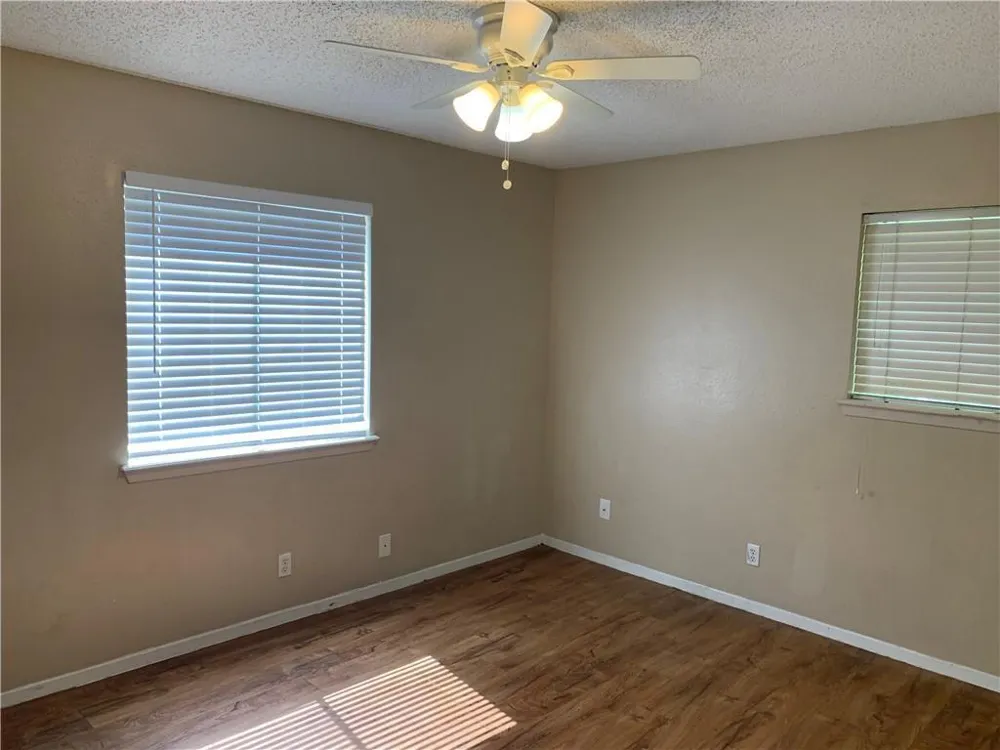 7208 Creekside Drive #A Austin, TX 78752