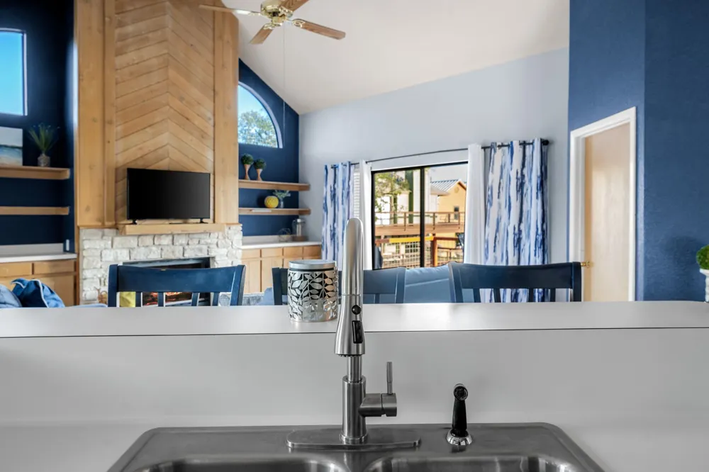 1501 Ridge Harbor Drive Spicewood, TX 78669