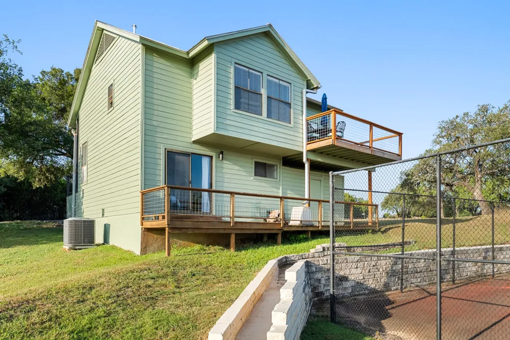 1501 Ridge Harbor Drive Spicewood, TX 78669