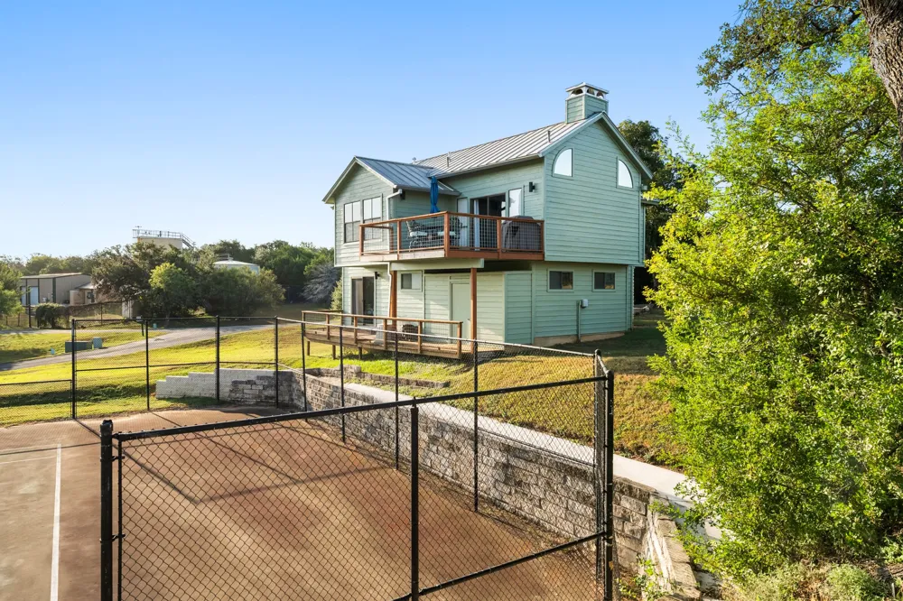 1501 Ridge Harbor Drive Spicewood, TX 78669
