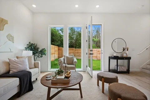 401 Bluff Drive #10101