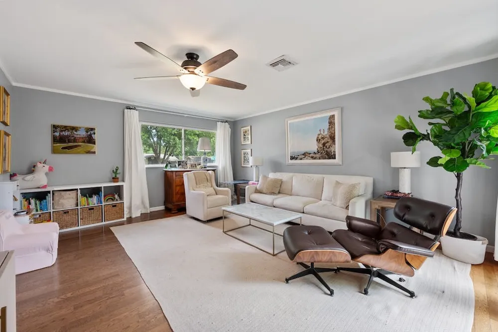 2609 Friar Tuck Lane Austin, TX 78704