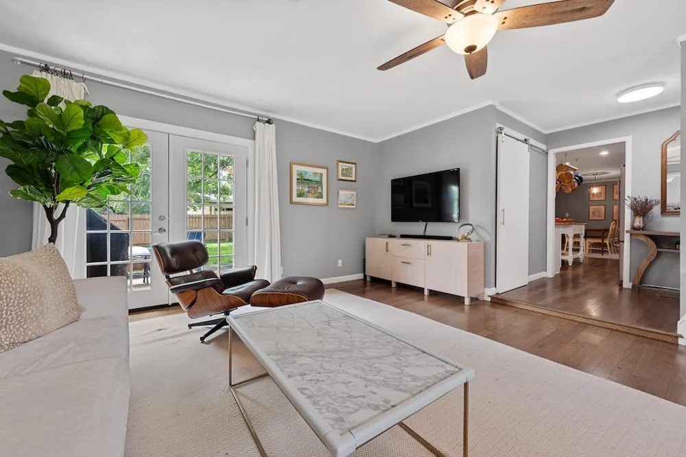 2609 Friar Tuck Lane Austin, TX 78704