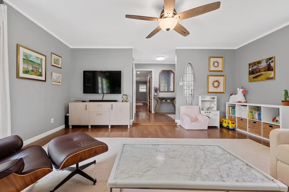 2609 Friar Tuck Lane Austin, TX 78704