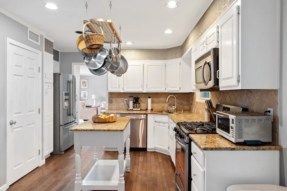 2609 Friar Tuck Lane Austin, TX 78704