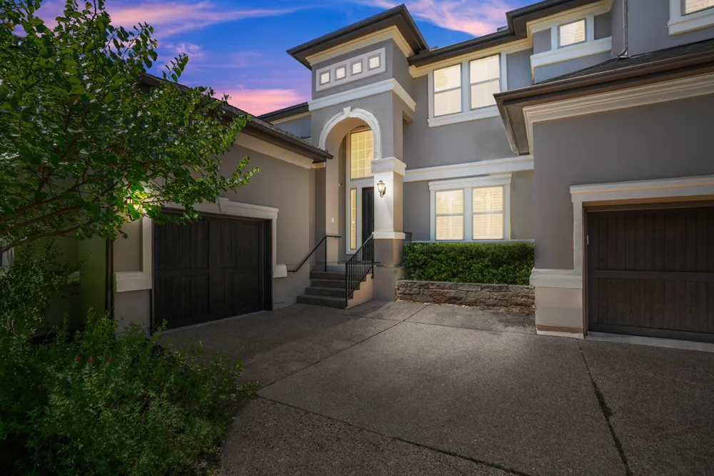 3713 Venezia View Leander, TX 78641