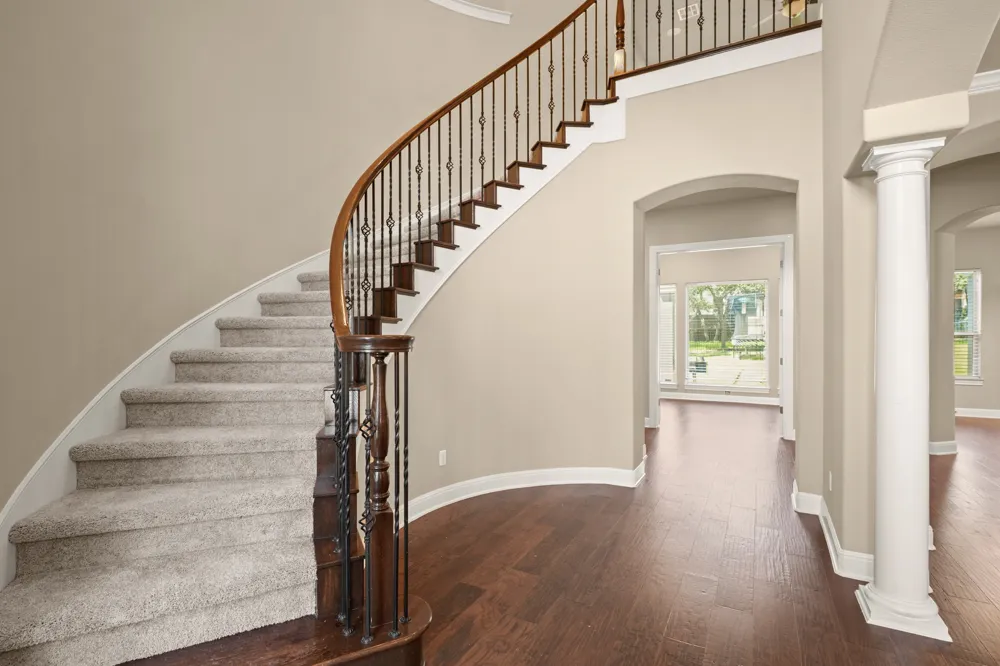 3713 Venezia View Leander, TX 78641