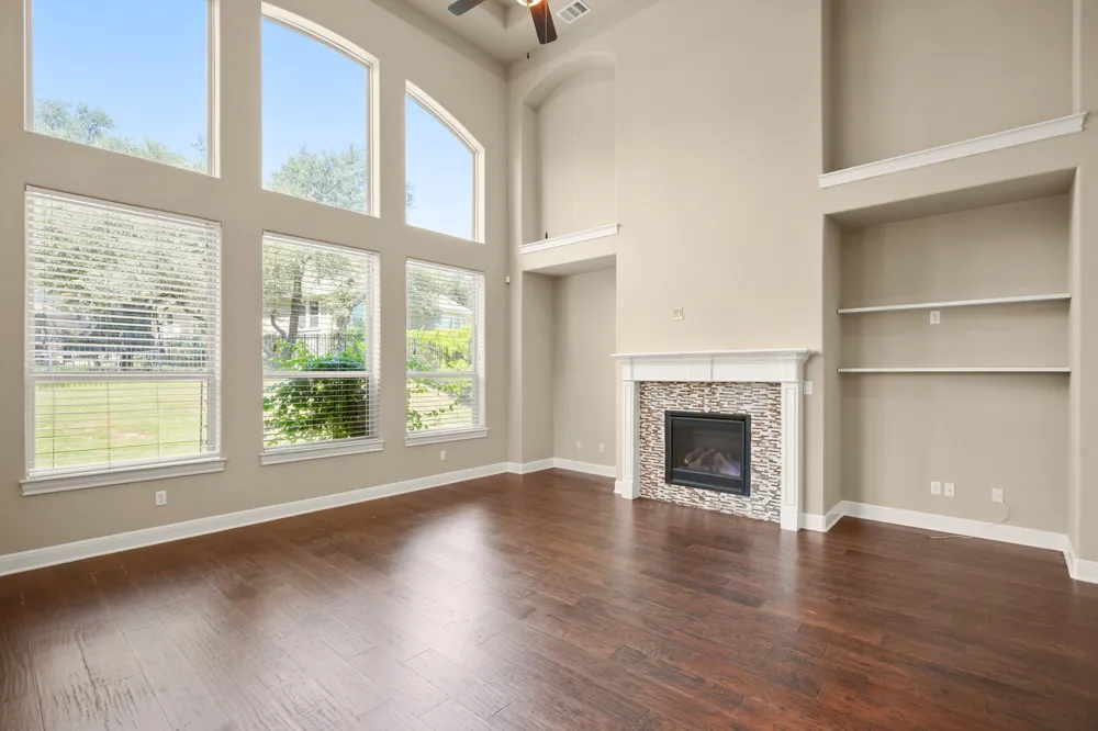 3713 Venezia View Leander, TX 78641