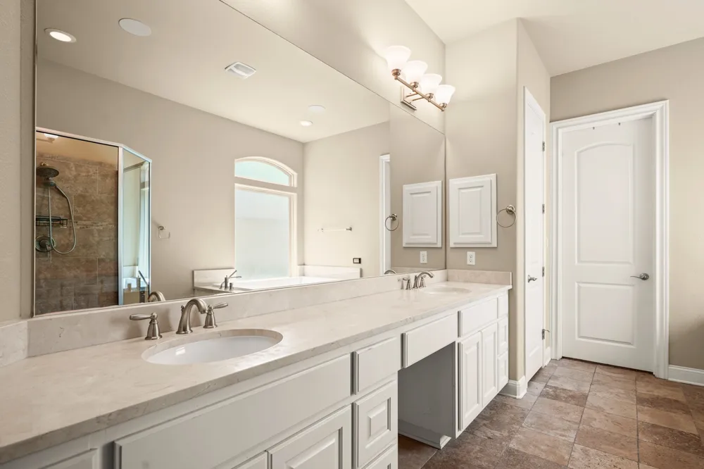 3713 Venezia View Leander, TX 78641