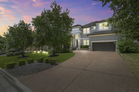 3713 Venezia View