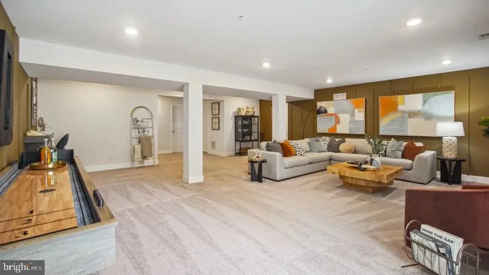 10364 YOSEMITE ST White Plains, MD 20695