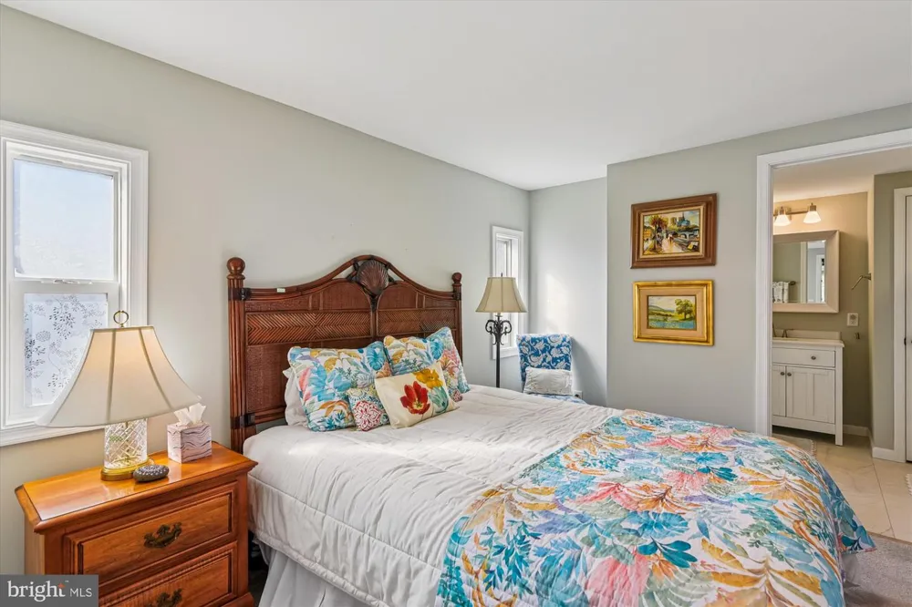10 CARRIAGE LANE Rehoboth Beach, DE 19971