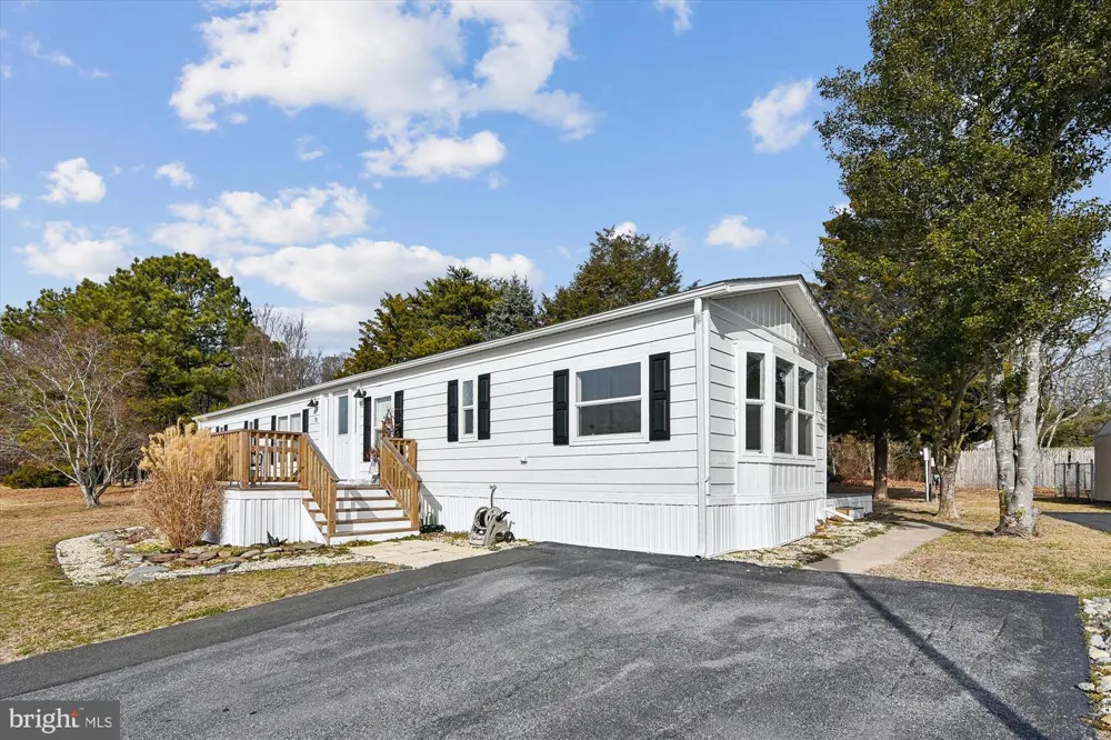 10 CARRIAGE LANE Rehoboth Beach, DE 19971