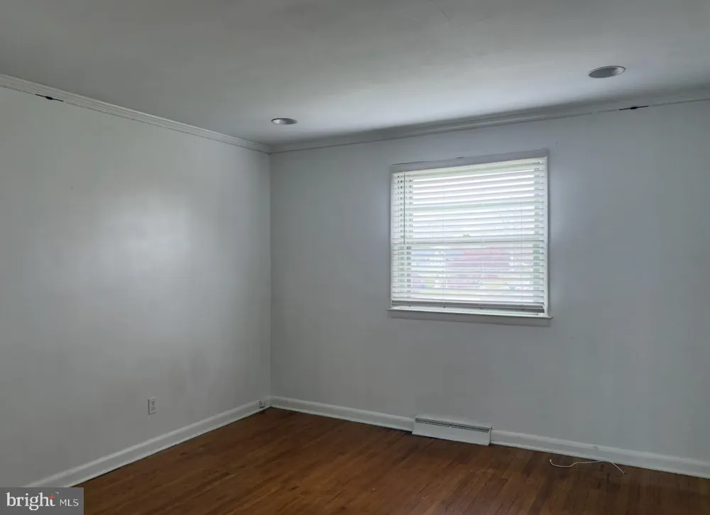 1868 PINE ROAD Huntingdon Valley, PA 19006