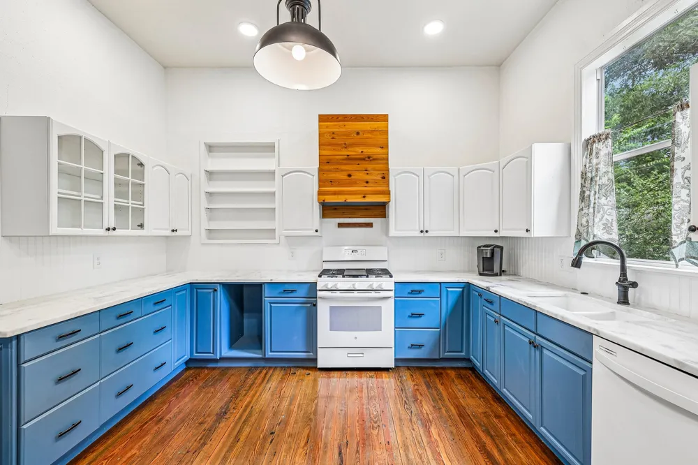601 Garwood Street Smithville, TX 78957