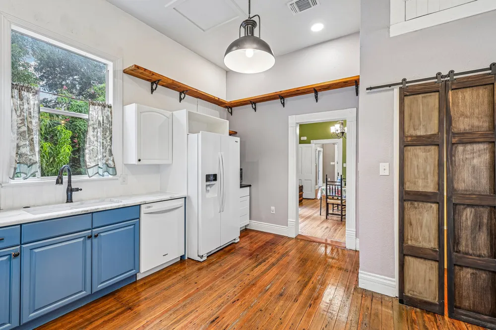 601 Garwood Street Smithville, TX 78957