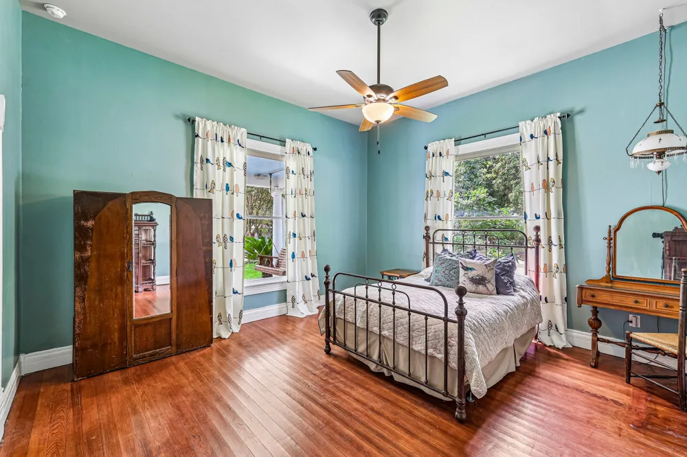 601 Garwood Street Smithville, TX 78957