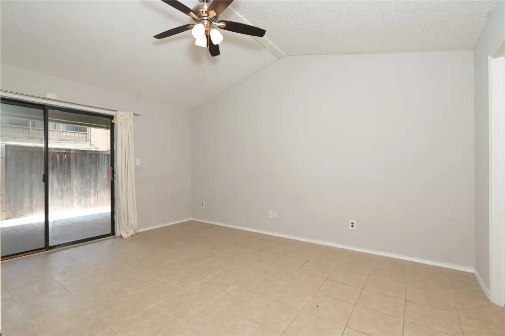 1202 Thorpe Lane #315 San Marcos, TX 78666