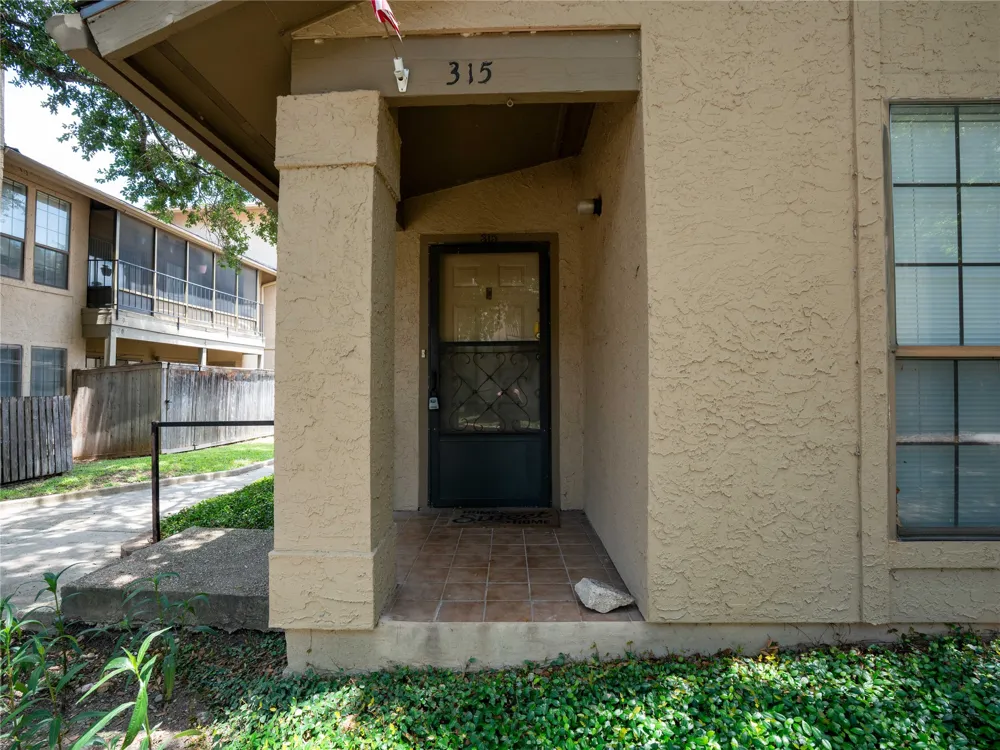 1202 Thorpe Lane #315 San Marcos, TX 78666