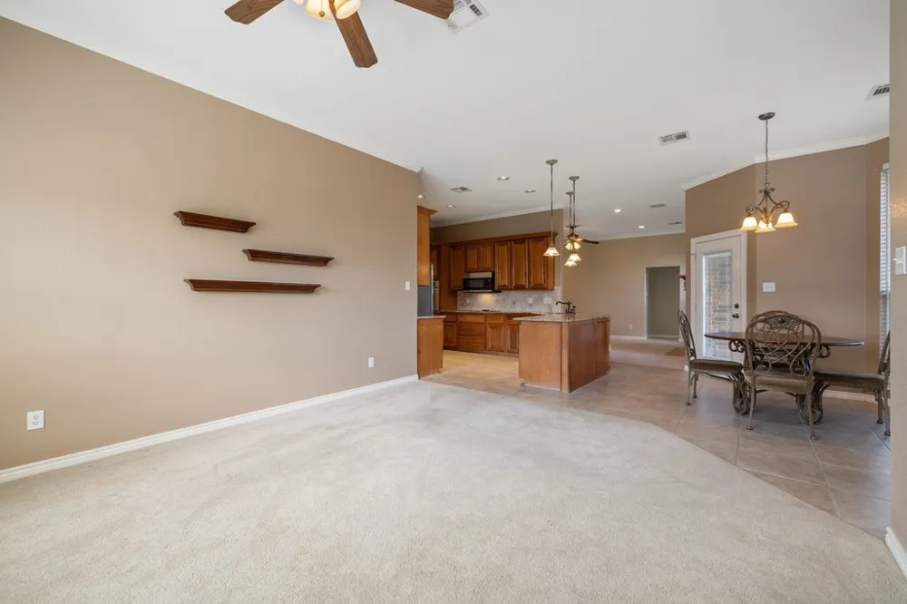 100 Davis Court Thorndale, TX 76577