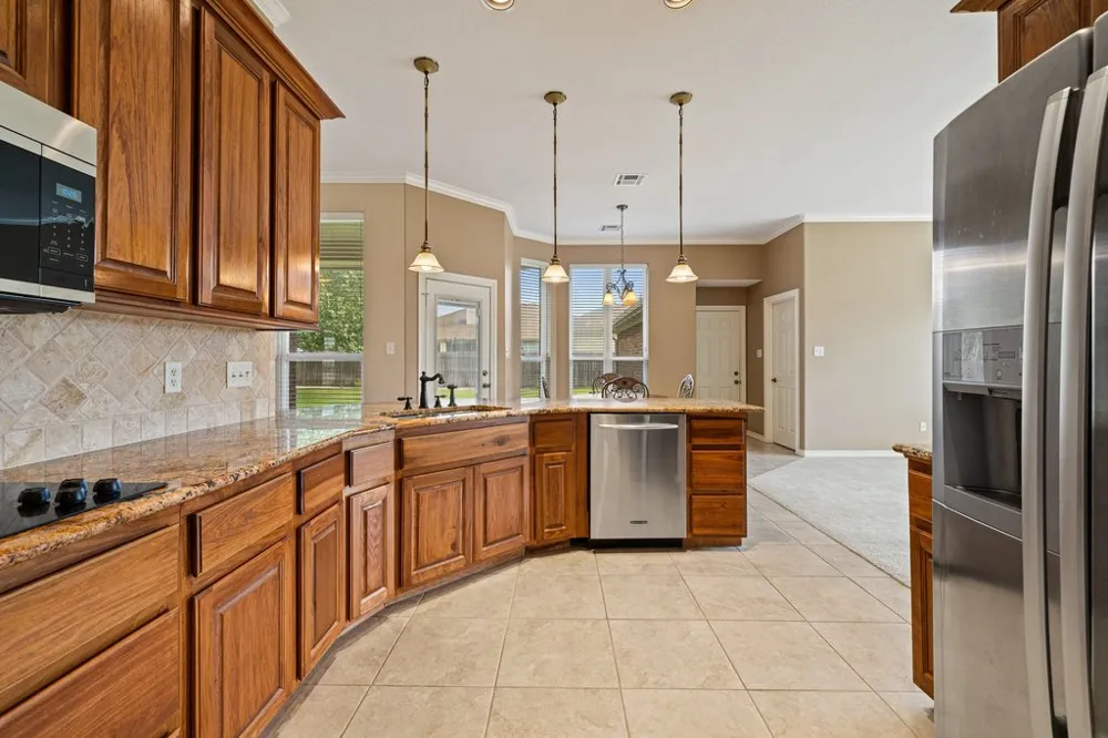 100 Davis Court Thorndale, TX 76577