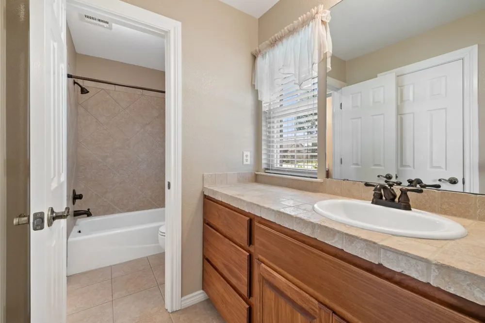 100 Davis Court Thorndale, TX 76577