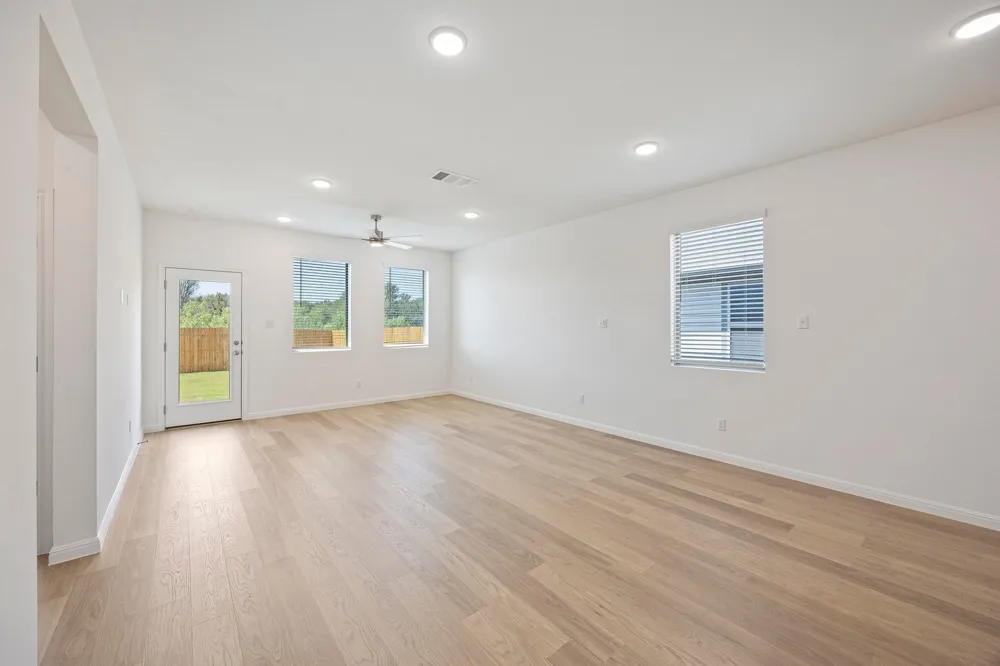 195 Hornet Street Elgin, TX 78621