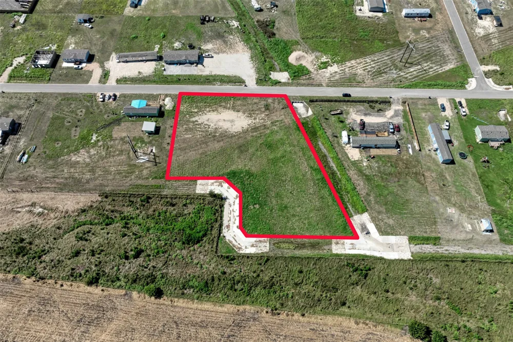 1041 Saltgrass Drive Salado, TX 76571