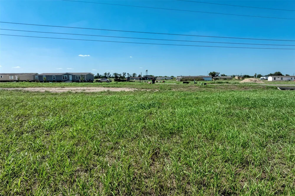 1041 Saltgrass Drive Salado, TX 76571