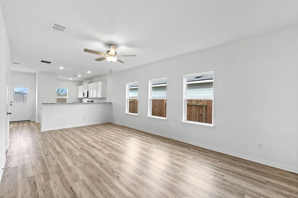 14408 Wahlbergs Way Elgin, TX 78621