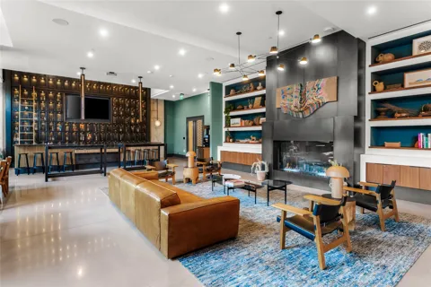 84 East Avenue #3603