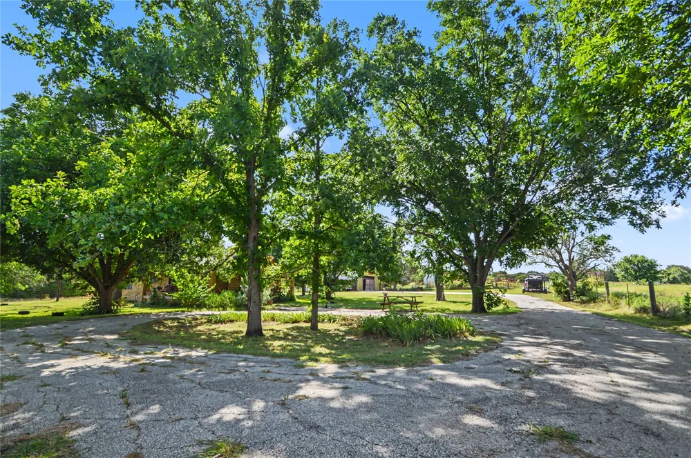 3250 County Road 2207 Road Lampasas, TX 76550