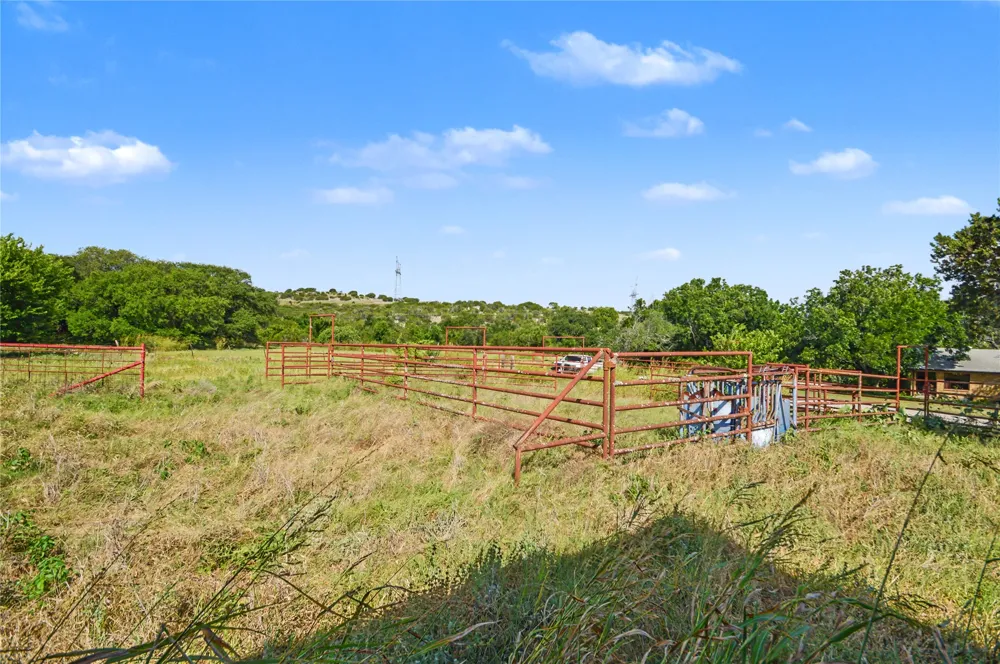 3250 County Road 2207 Road Lampasas, TX 76550
