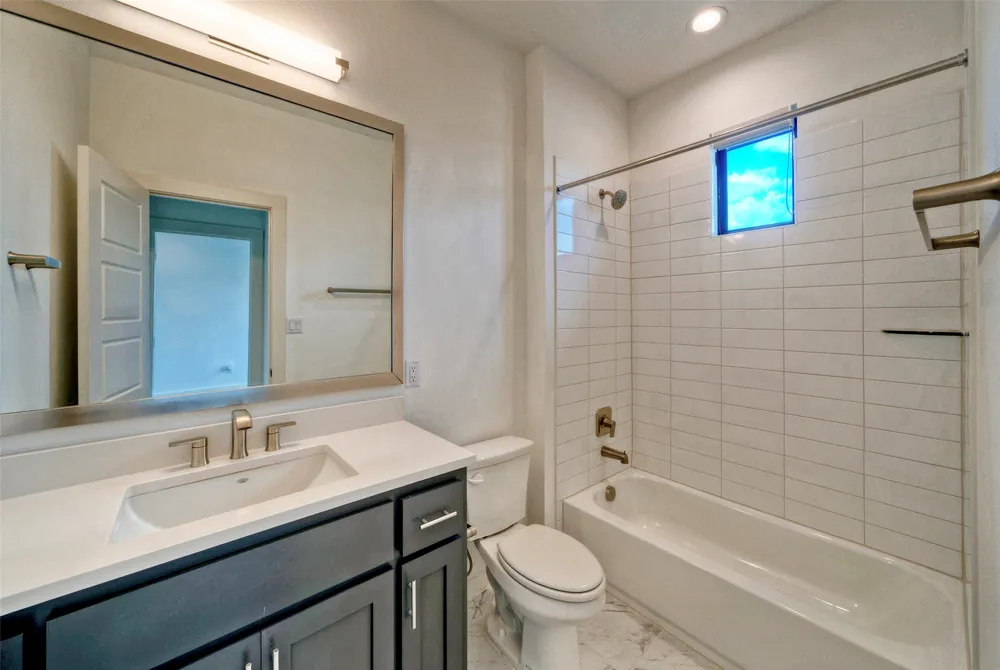 6825 Davenport Divide Road Austin, TX 78738