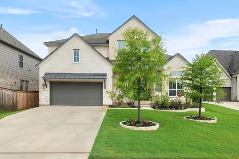 515 Watershield Cove