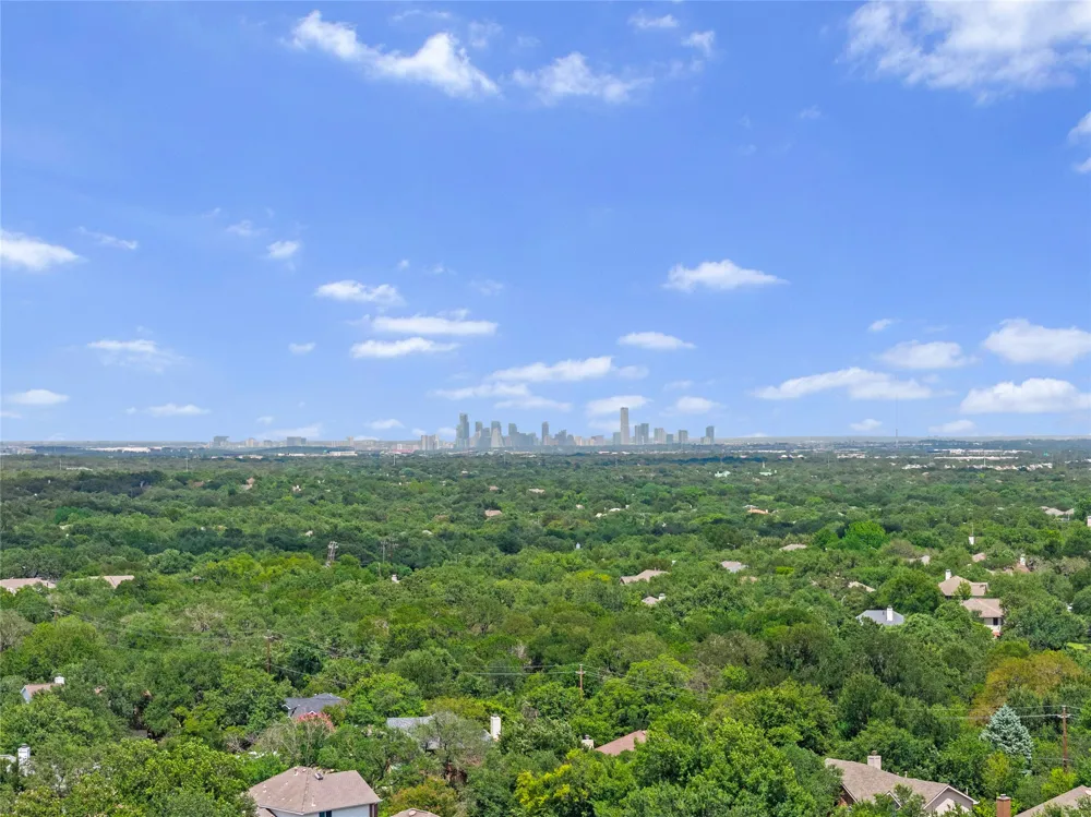 9131 Edwardson Lane Austin, TX 78749