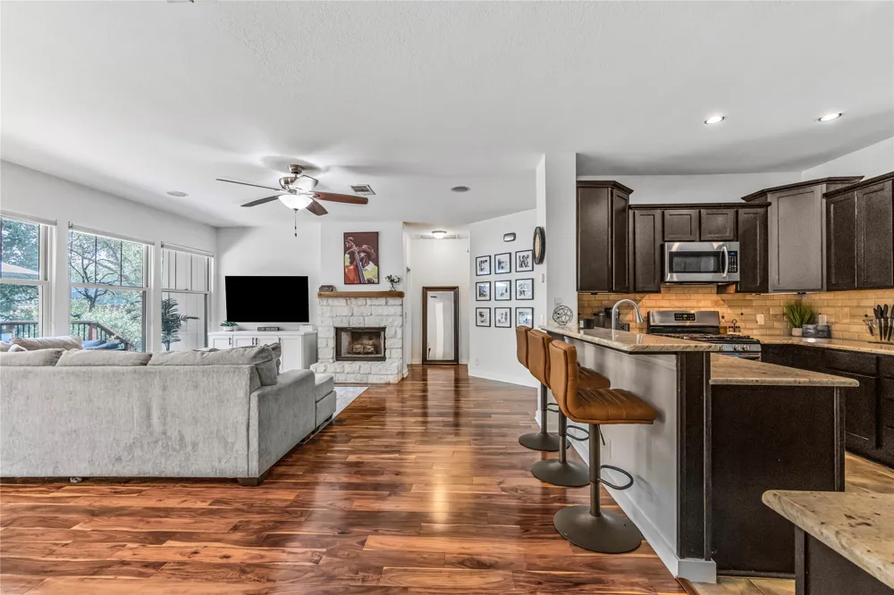 9131 Edwardson Lane Austin, TX 78749