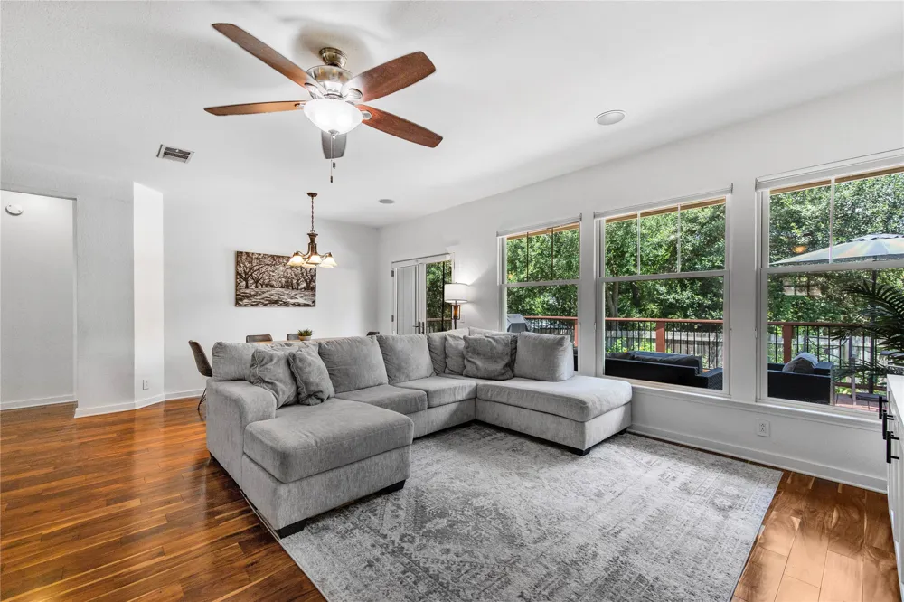 9131 Edwardson Lane Austin, TX 78749