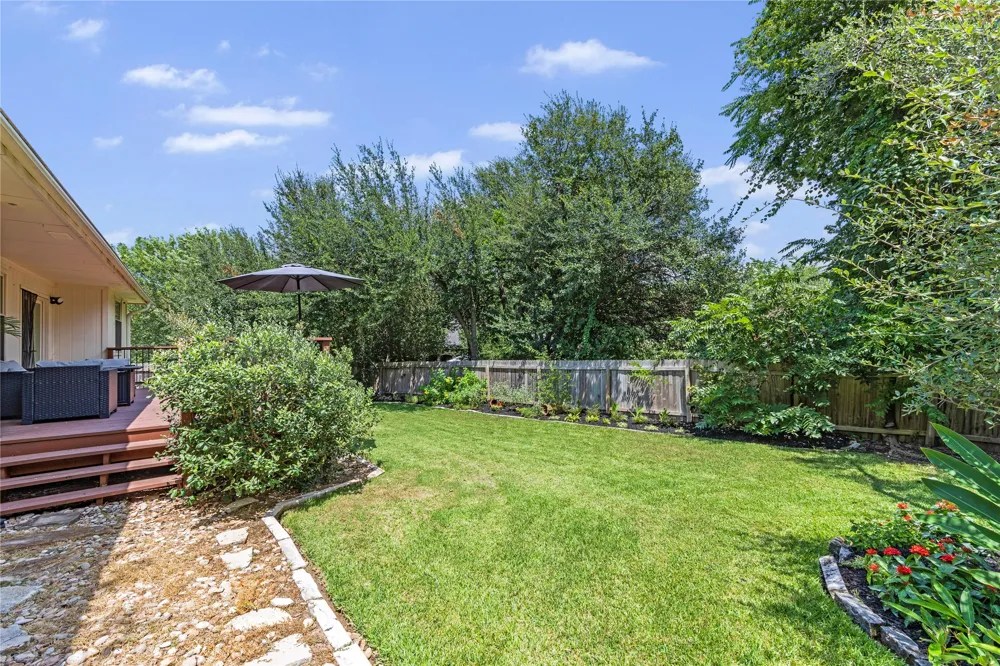 9131 Edwardson Lane Austin, TX 78749
