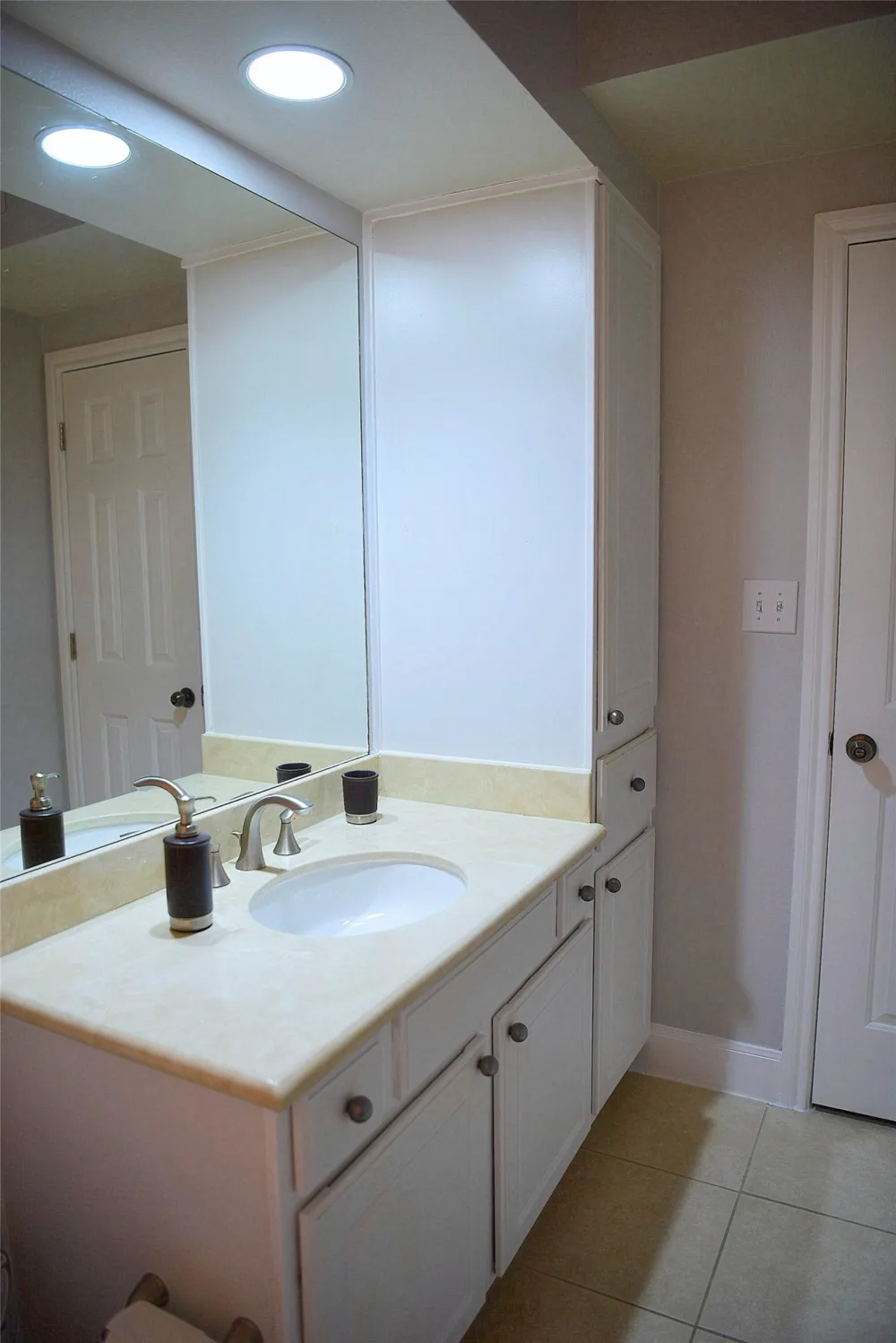 7701 Rialto Boulevard #1422 Austin, TX 78735