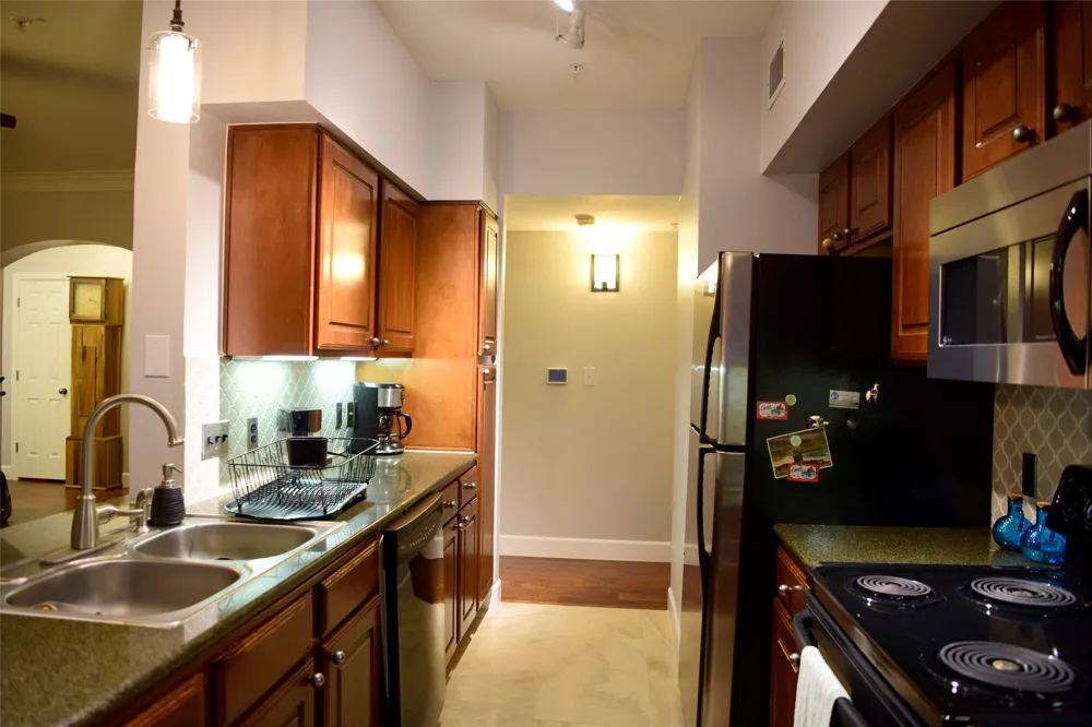 7701 Rialto Boulevard #1422 Austin, TX 78735