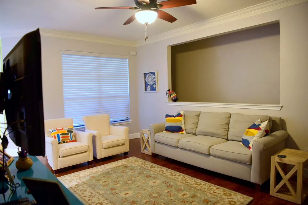 7701 Rialto Boulevard #1422 Austin, TX 78735