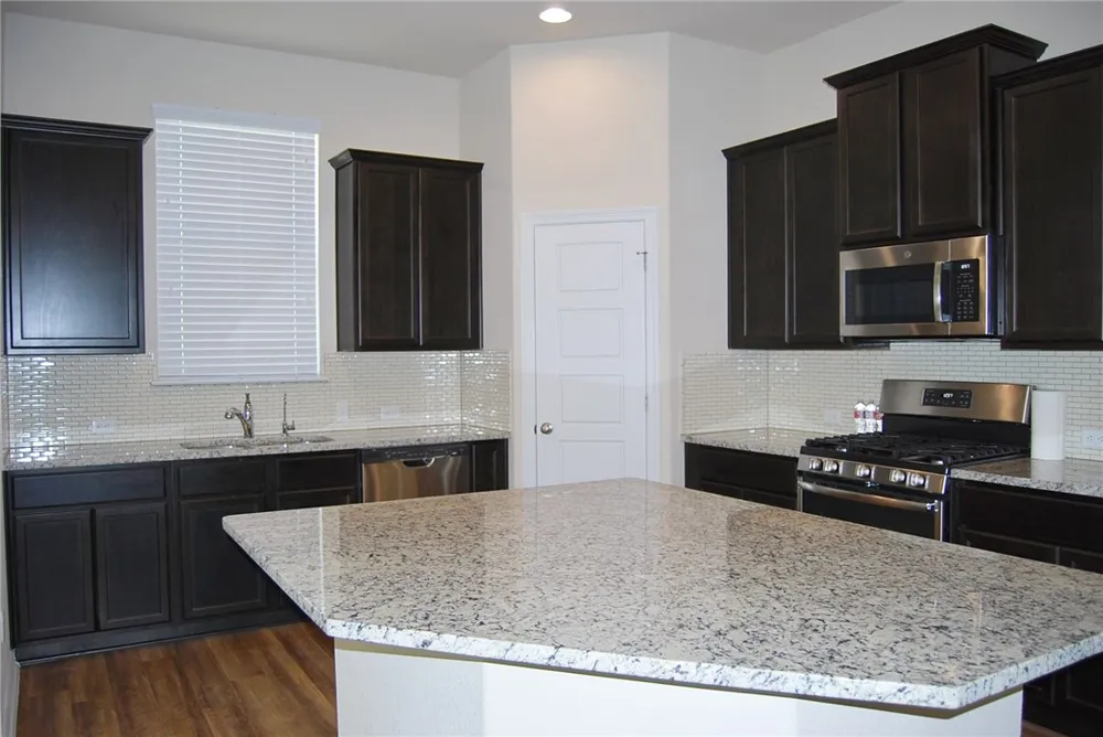 2501 Meyer Cove #B Pflugerville, TX 78660
