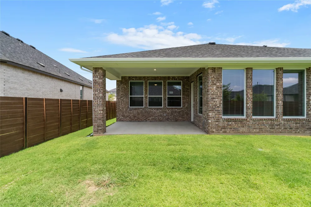 2105 Tobiano Trace Georgetown, TX 78633