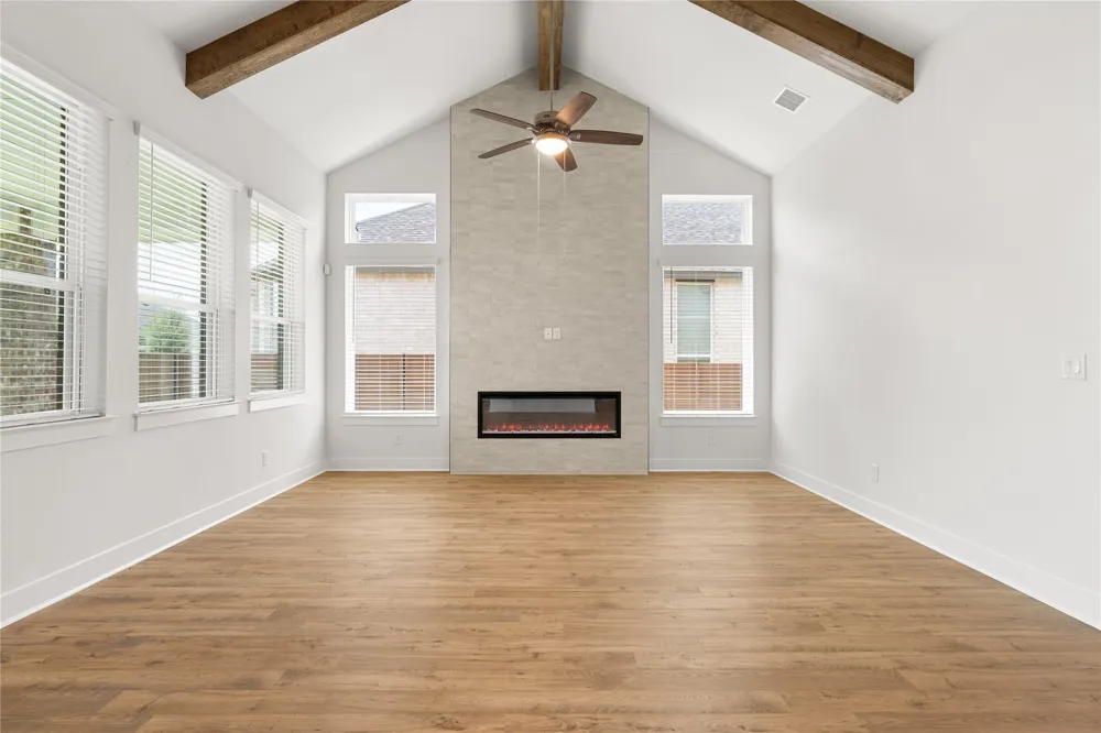 2105 Tobiano Trace Georgetown, TX 78633